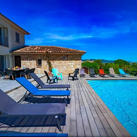 Belle Moderne A 700 M De La Mer ゾンザ
