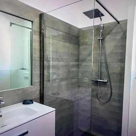Belle Moderne A 700 M De La Mer Appartement *